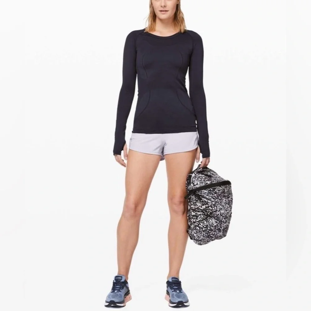 2019 Lululemon Speed Up Shorts 2.5” Silver Lilac Size 12